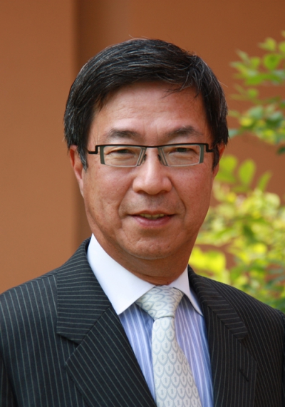 藤巻健史