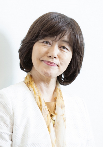 井桁容子